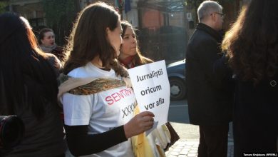 Jurnaliști și activiști civici au protestat în 2017 la Consiliul Superior al Magistraturii